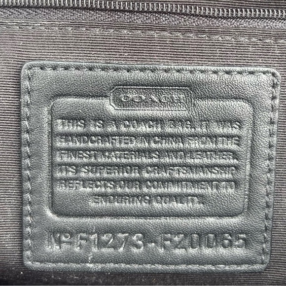 Authentic Coach Peyton Embossed Patent Satchel - Picture 6 of 6